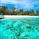 5 Wisata Pantai Terindah di Indonesia yang Wajib Dikunjungi